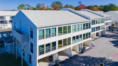 /international/us/710-s-mobile-street-fairhope-al-110107939730/
