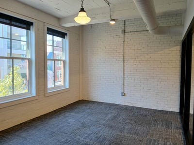 /international/us/116-w-columbia-street-fort-wayne-in-110108905500/