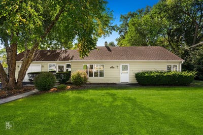 /international/us/1231-60th-street-la-grange-highlands-il-110120450567/