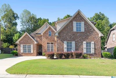 /international/us/305-dunrobin-circle-pelham-al-110110252657/