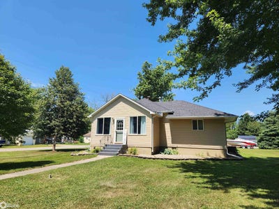 /international/us/414-2nd-street-ne-britt-ia-110109065300/