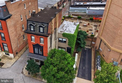 /international/us/17-w-and-19-w-chase-street-baltimore-md-110108494286/