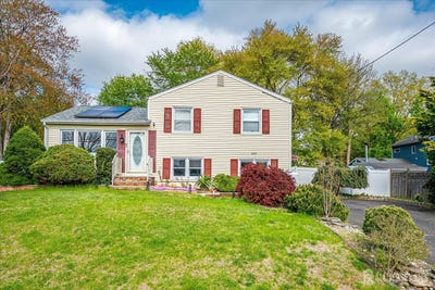 /international/us/3229-clark-lane-south-plainfield-nj-110107728064/