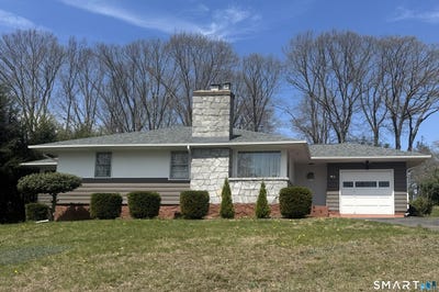 /international/us/90-larchmont-avenue-waterbury-ct-110106670036/