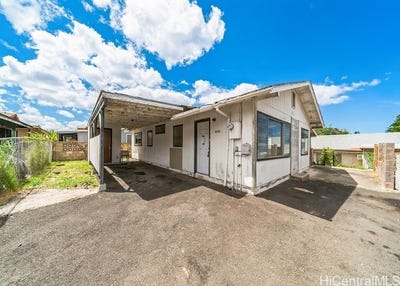 /international/us/84-571-kepue-street-waianae-hi-110094221760/