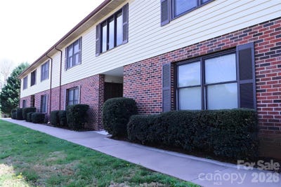 /international/us/525-sw-12th-street-sw-hickory-nc-110107036067/