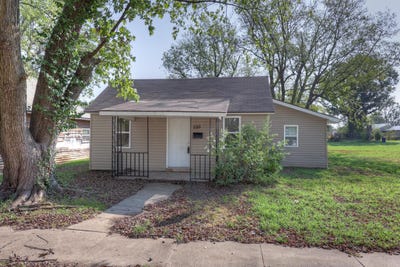 /international/us/220-n-ohio-avenue-columbus-ks-110119946168/