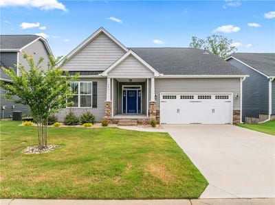 /international/us/285-foxbank-circle-greer-sc-110101121284/?lang=pt