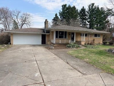 /international/us/421-nesbit-lane-rochester-hills-mi-110107087694/