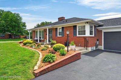 /international/us/4304-michael-way-louisville-ky-110110061676/