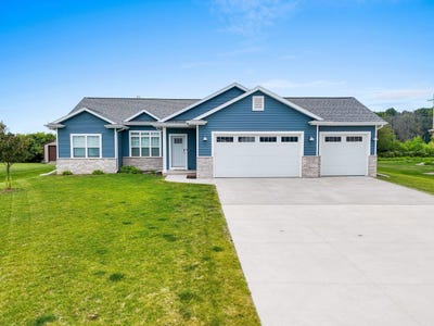 /international/us/n7991-old-pond-court-sherwood-wi-110098424443/