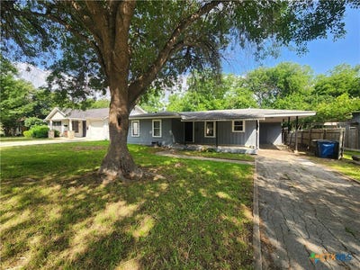 /international/us/554-lee-street-new-braunfels-tx-110107722691/
