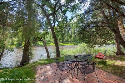 /international/us/180-river-oaks-lane-basalt-co-110109061545/