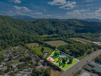/international/us/1155-wears-valley-road-pigeon-forge-tn-110102581030/