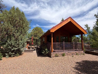 /international/us/3851-vacation-village-dr-show-low-az-110108380610/
