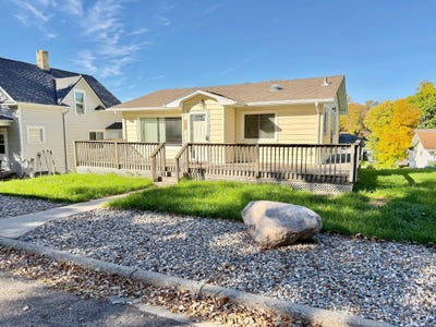 /international/us/308-2nd-street-se-pelican-rapids-mn-110120132993/