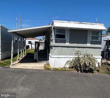 /international/us/305-barwood-ave-gloucester-city-nj-110107872136/
