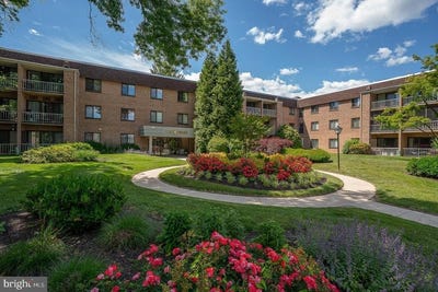 /international/us/1640-oakwood-drive-narberth-pa-110108586076/