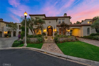 /international/us/2508-platt-place-tustin-ca-110107940914/