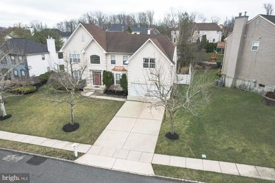 /international/us/11-exton-cir-cherry-hill-nj-110107688497/