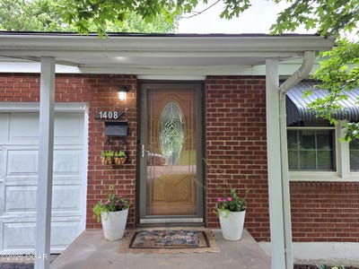 /international/us/1408-massachusetts-avenue-joplin-mo-110107830734/