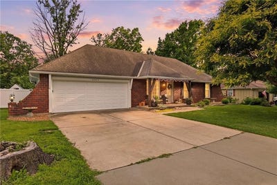 /international/us/1203-charles-street-harrisonville-mo-110108934319/