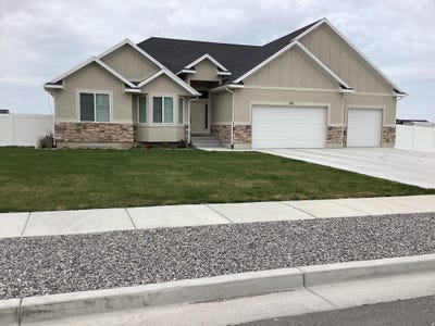/international/us/796-w-cherry-orchard-ln-grantsville-ut-110107485369/