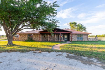 /international/us/146-foothill-road-abilene-tx-110108446686/
