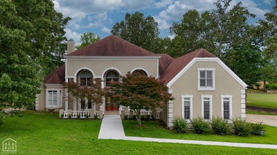 /international/us/2213-doral-drive-jonesboro-ar-110096916733/?lang=en