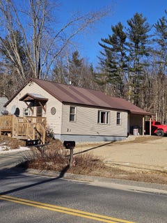 /international/us/51-wyman-hill-road-rumford-me-110104342276/