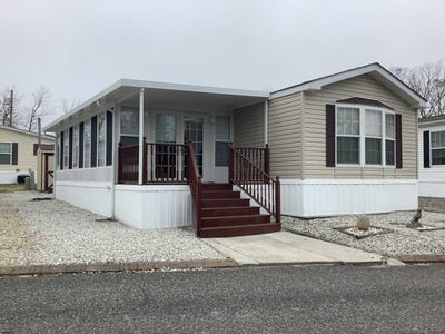 /international/us/430-s-shore-road-marmora-nj-110107453701/