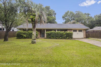 /international/us/9121-barnacle-boulevard-ocean-springs-ms-110108439931/