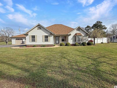 /international/us/150-wrather-rd-murray-ky-110106952828/