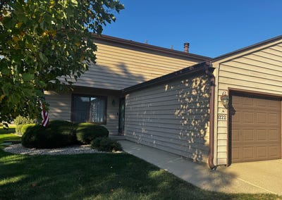 /international/us/1222-lancaster-drive-champaign-il-110120512864/