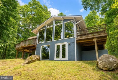 /international/us/146-trillium-trail-road-linden-va-110108256052/