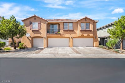 /international/us/1310-crystal-hill-lane-henderson-nv-110107636004/