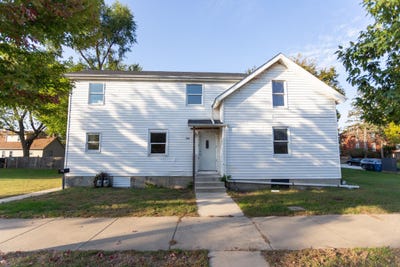 /international/us/510-e-10th-street-michigan-city-in-110120583138/