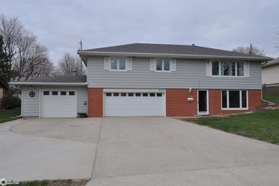 /international/us/255-perch-street-carroll-ia-110107055981/