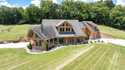 /international/us/2445-seiler-road-alton-il-110097895495/