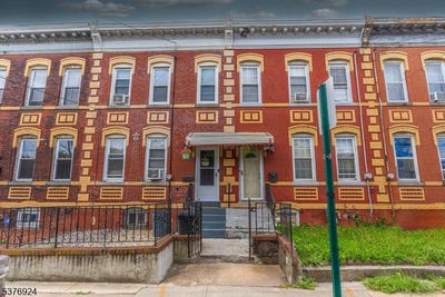 /international/us/830-grove-st-elizabeth-city-nj-110101437666/