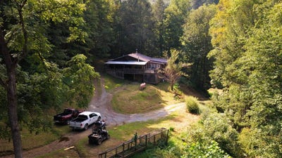 /international/us/1320-two-mile-fork-road-frametown-wv-110110048937/
