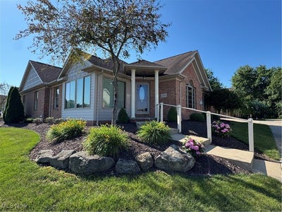 /international/us/1204-saint-abigail-street-sw-hartville-oh-110100879873/