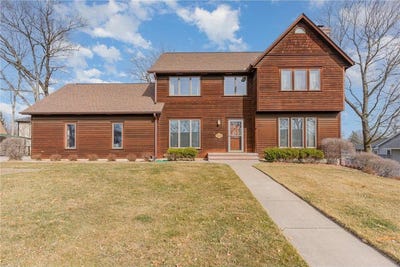 /international/us/2391-clover-lane-red-wing-mn-110098379883/