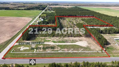 /international/us/12184-m-28-highway-newberry-mi-110108549908/