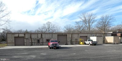 /international/us/411-n-grove-street-berlin-nj-110105219570/