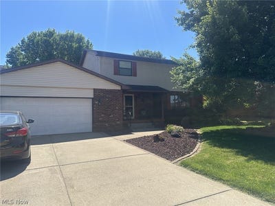 /international/us/812-brentwood-drive-belpre-oh-110108575831/