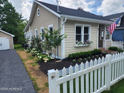 /international/us/97-asbury-avenue-atlantic-highlands-nj-110100615881/