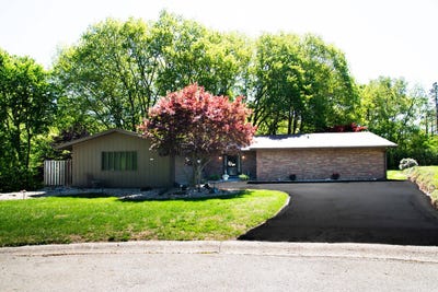 /international/us/1245-hillcrest-circle-monmouth-il-110108303848/