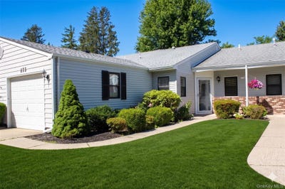 /international/us/173-knolls-drive-stony-brook-ny-110109040993/