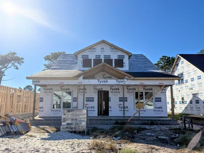 /international/us/2426-lake-ridge-drive-southport-nc-110120580544/